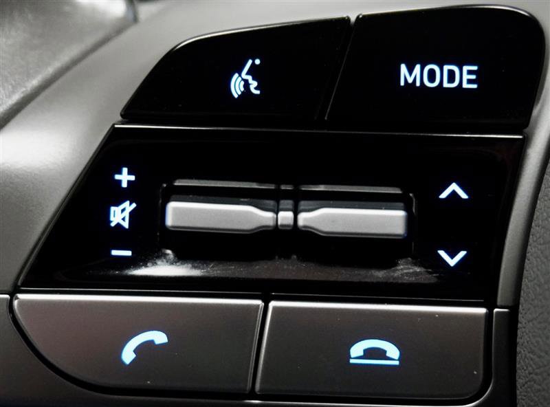 Used 2021 Hyundai Elantra SEL w/ Convenience Package image 27