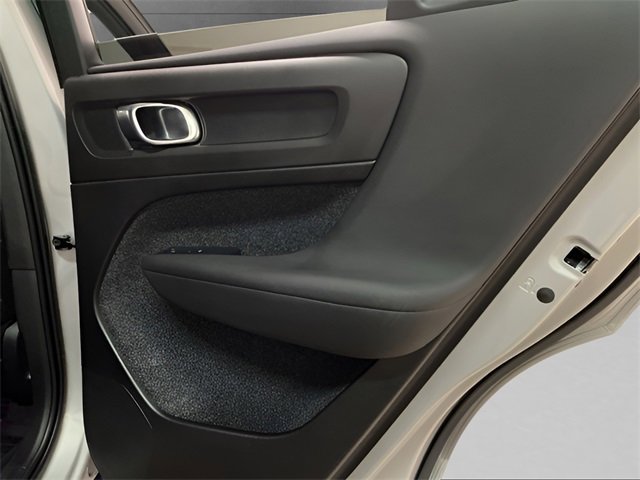 Used 2023 Volvo XC40 Recharge Ultimate w/ Protection Package Premier image 80
