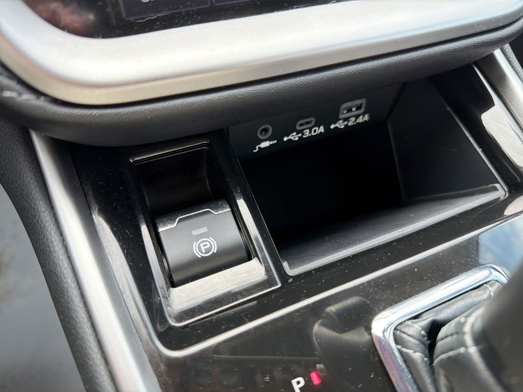 Certified 2025 Subaru Outback Premium image 29