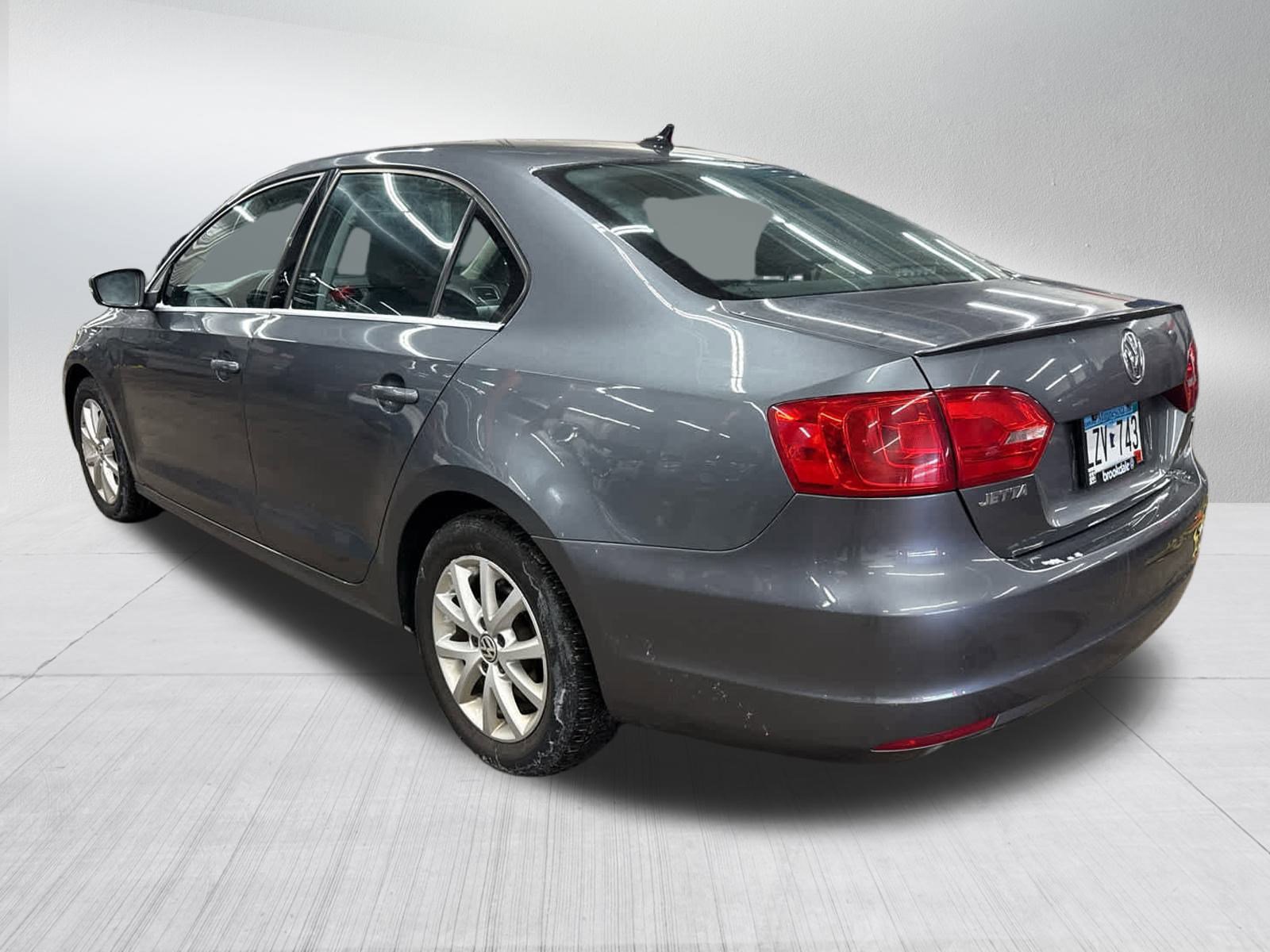 Used 2014 Volkswagen Jetta SE image 3