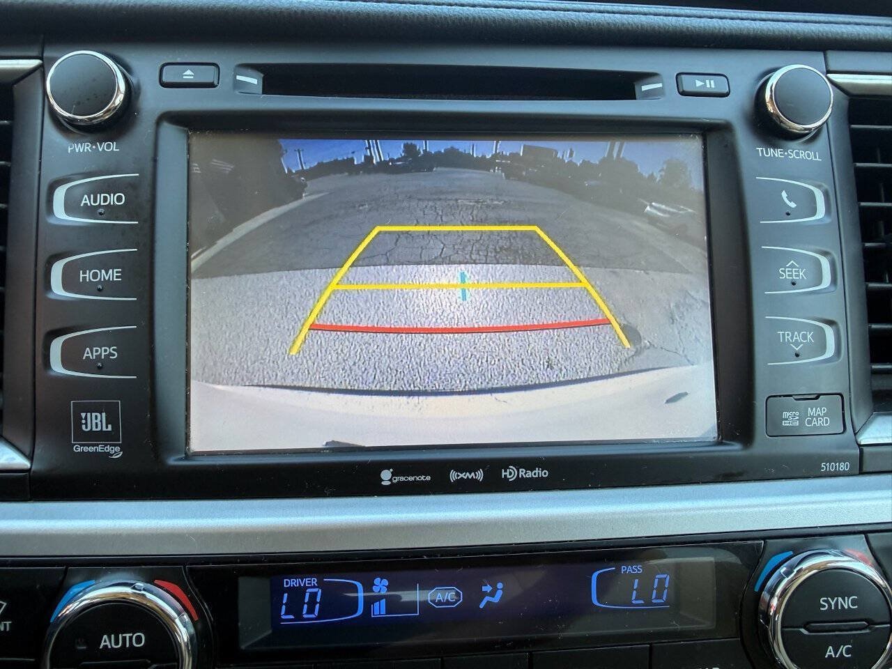 Used 2017 Toyota Highlander Limited FWD image 8