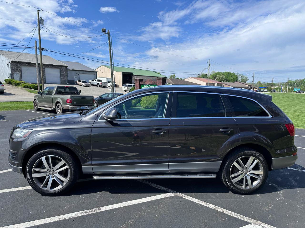 Used 2010 Audi Q7 3.6 Premium Plus AWD/4WD image 4