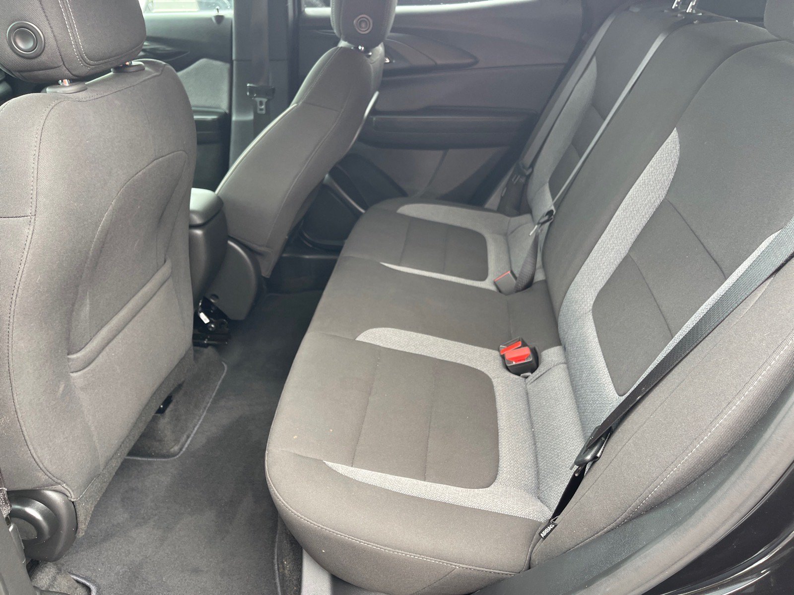Used 2025 Chevrolet TrailBlazer LS w/ LS Convenience Package FWD image 12