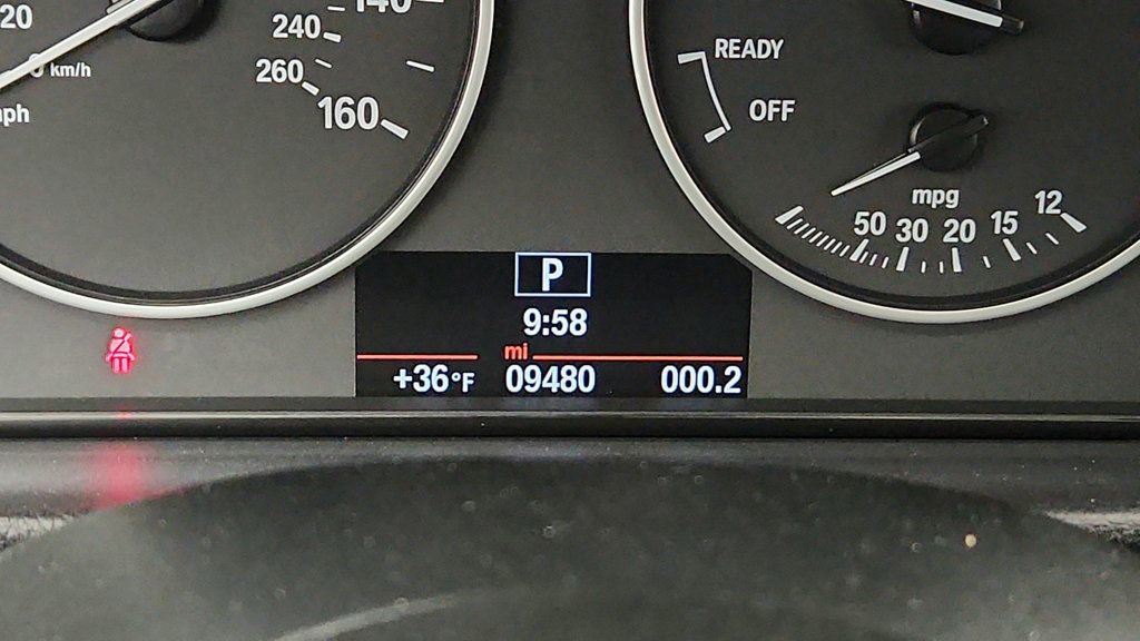 Used 2016 BMW 320i 4dr Sdn 320i with Driving Assi image 15