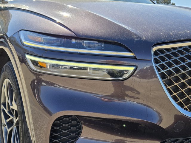 Used 2022 Genesis GV70 2.5T w/ Select Package image 3