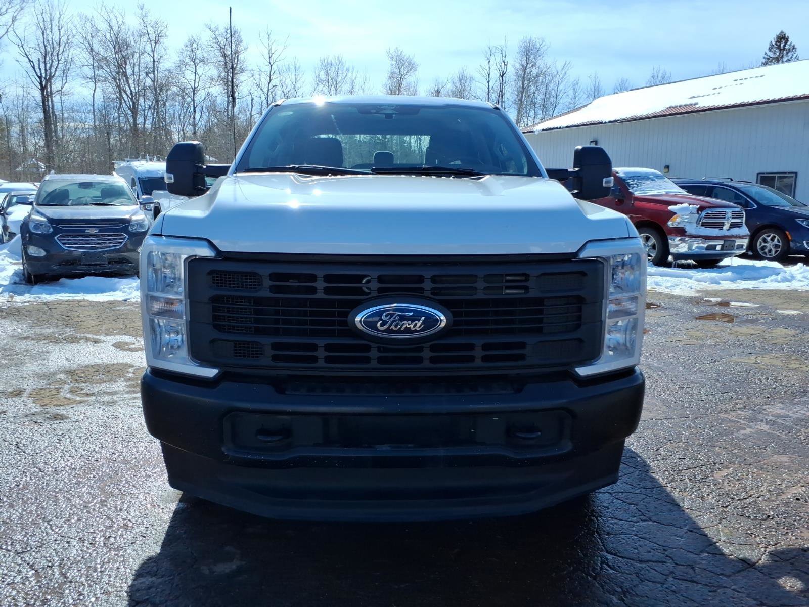 Used 2024 Ford F350 XL image 9