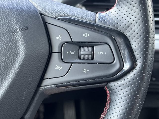 Used 2024 Chevrolet Trax RS w/ Driver Confidence Package FWD image 24
