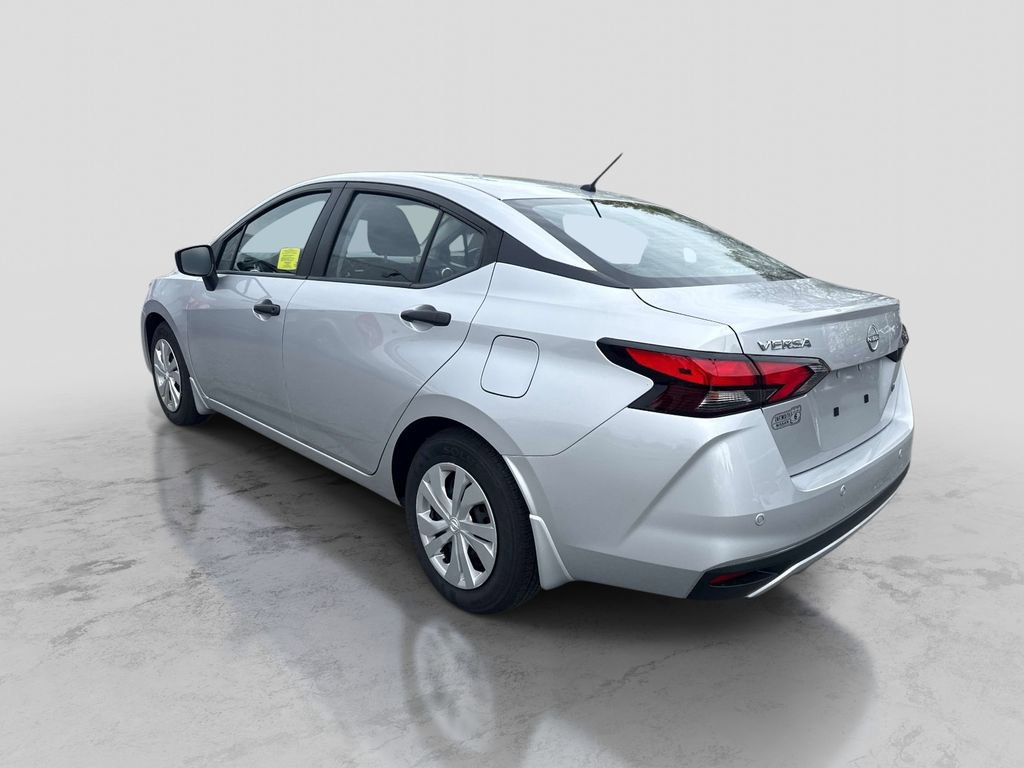 Certified 2025 Nissan Versa S w/ Trunk Package FWD image 3