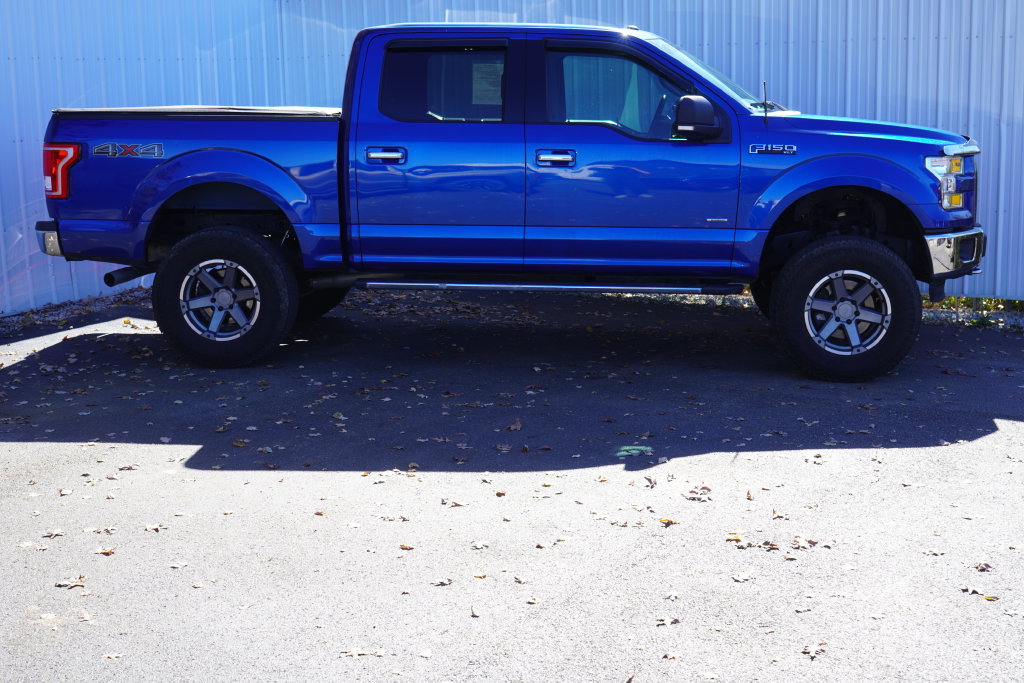 Used 2017 Ford F150 XLT w/ Equipment Group 302A Luxury AWD/4WD image 2
