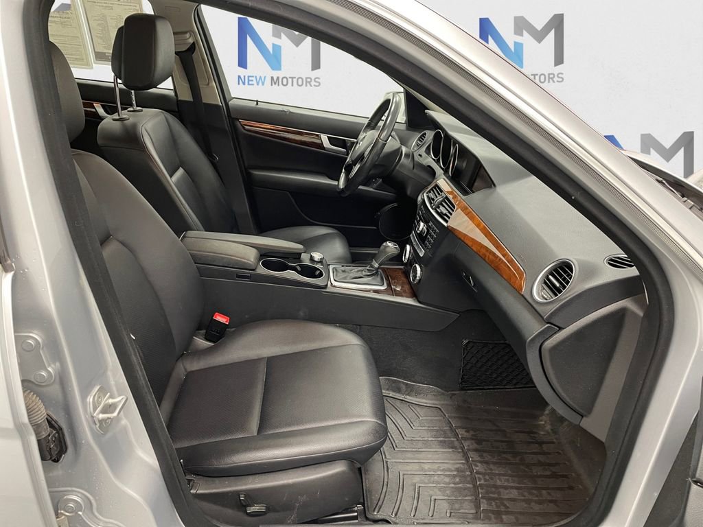 Used 2012 Mercedes-Benz C 300 4MATIC Sedan image 13