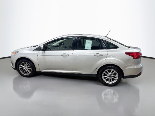 Used 2018 Ford Focus SE FWD image 7