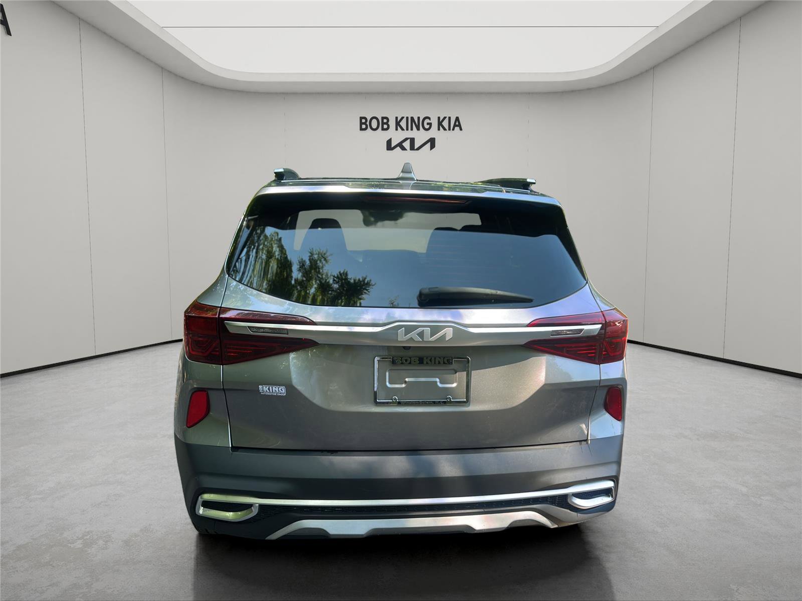 Used 2023 Kia Seltos EX AWD/4WD image 4