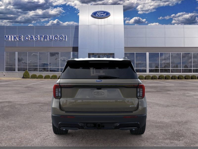New 2026 Ford Explorer ST-Line w/ ST-Line Street Pack AWD/4WD image 5