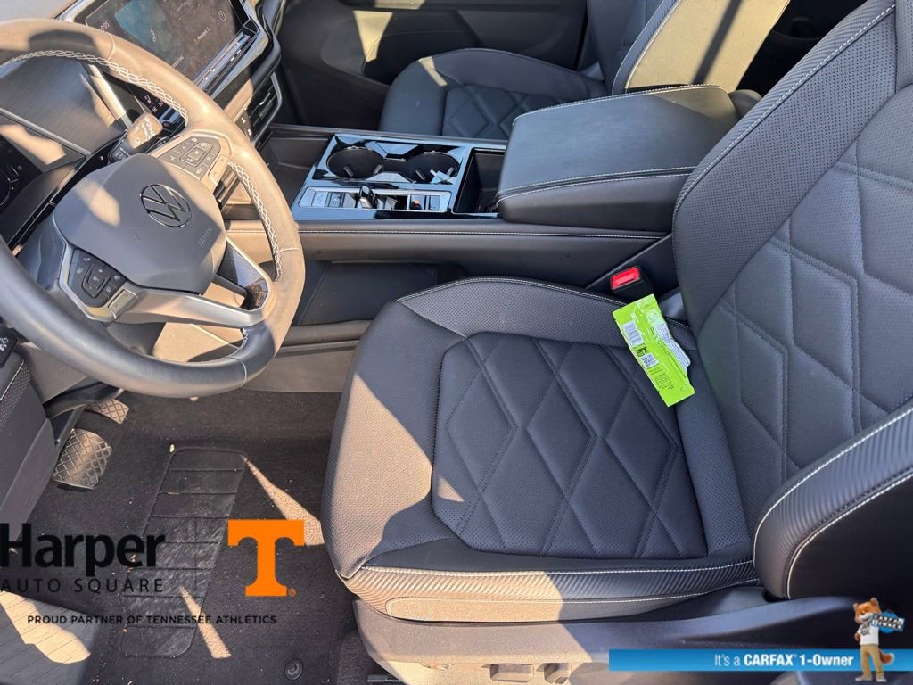 Used 2024 Volkswagen Atlas Cross Sport SE image 13