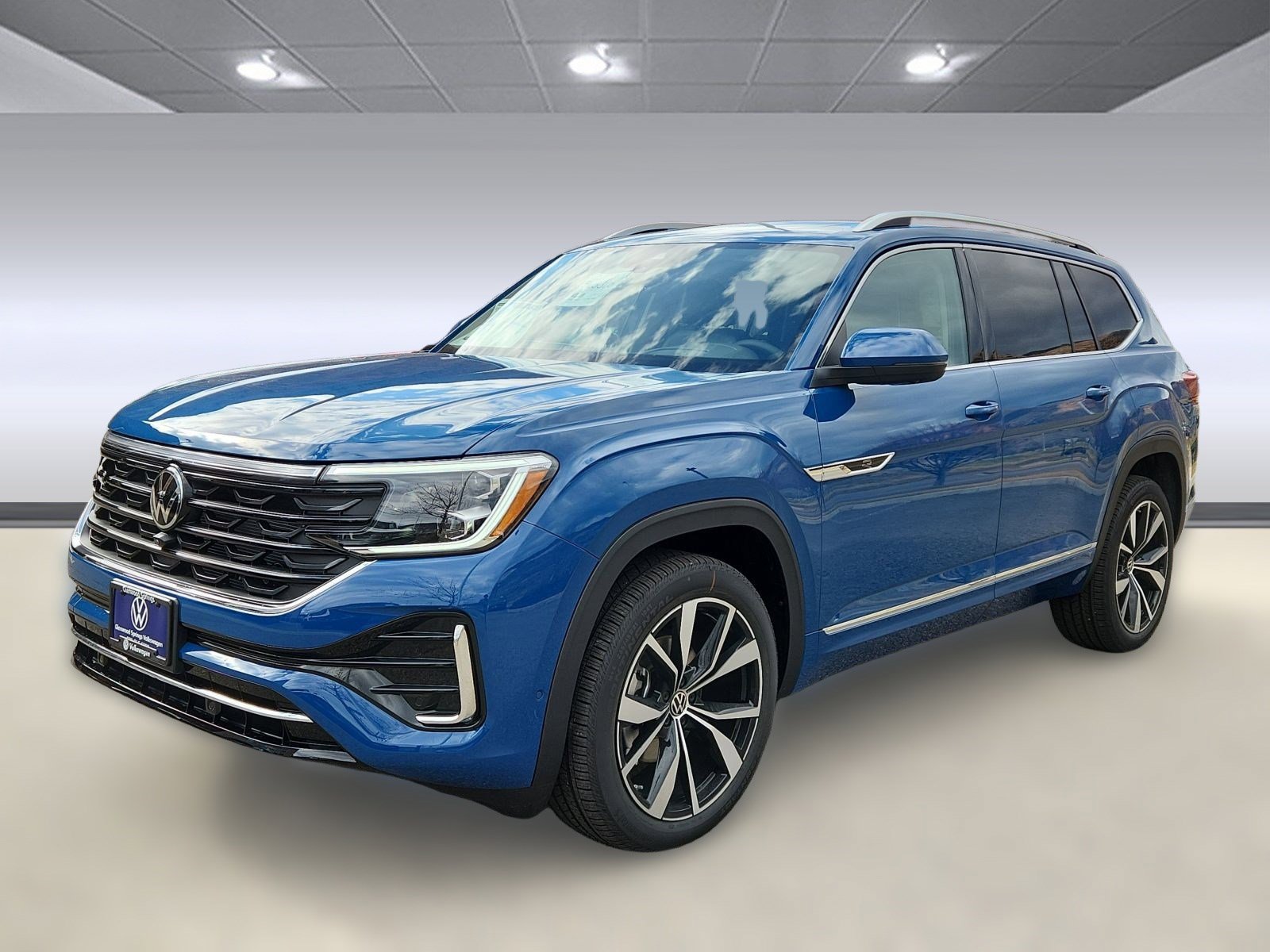 New 2026 Volkswagen Atlas SEL Premium R-Line image 4