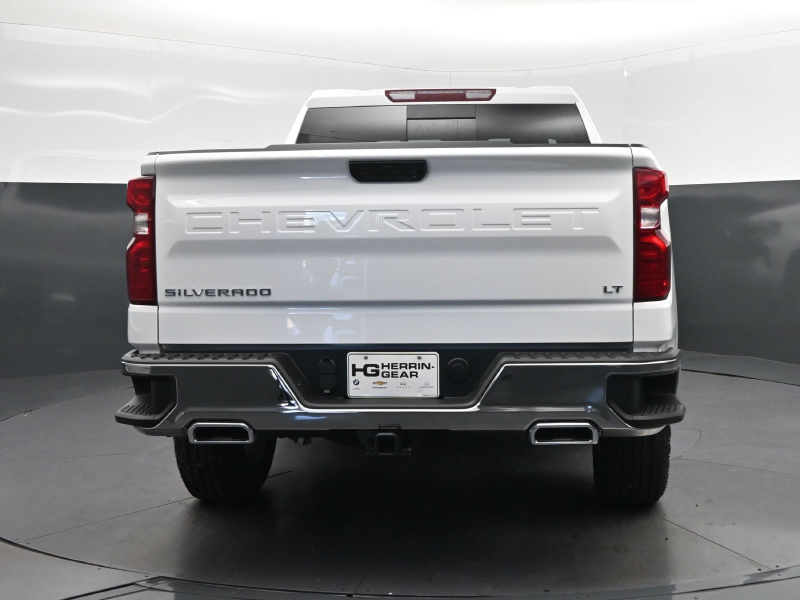 New 2026 Chevrolet Silverado 1500 LT w/ Z71 Off-Road Package AWD/4WD image 6