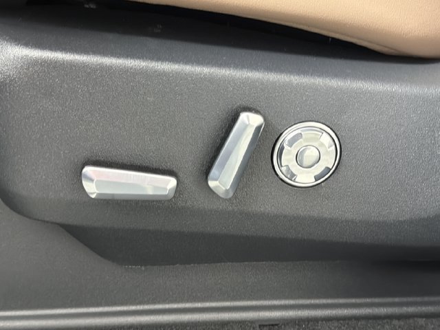 New 2027 Lincoln Navigator L Black Label AWD/4WD image 16