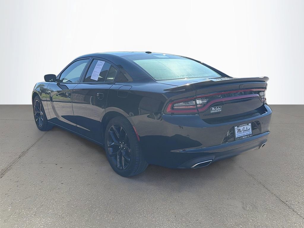 Used 2022 Dodge Charger SXT w/ Blacktop Package image 6