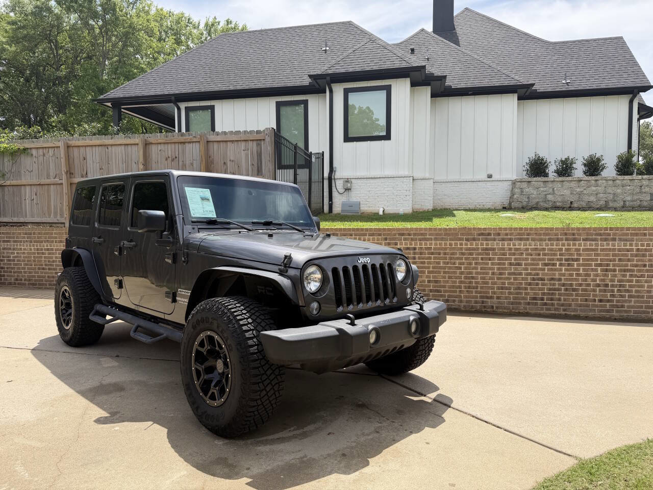 Used 2017 Jeep Wrangler Unlimited Sport w/ Quick Order Package 24S AWD/4WD image 17