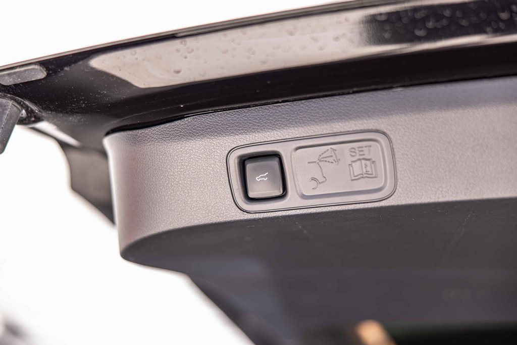 Used 2024 Lincoln Navigator Reserve w/ Equipment Group 201A image 16