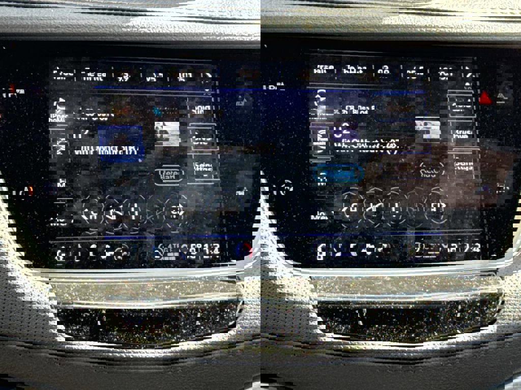 New 2025 Cadillac XT6 Luxury image 20