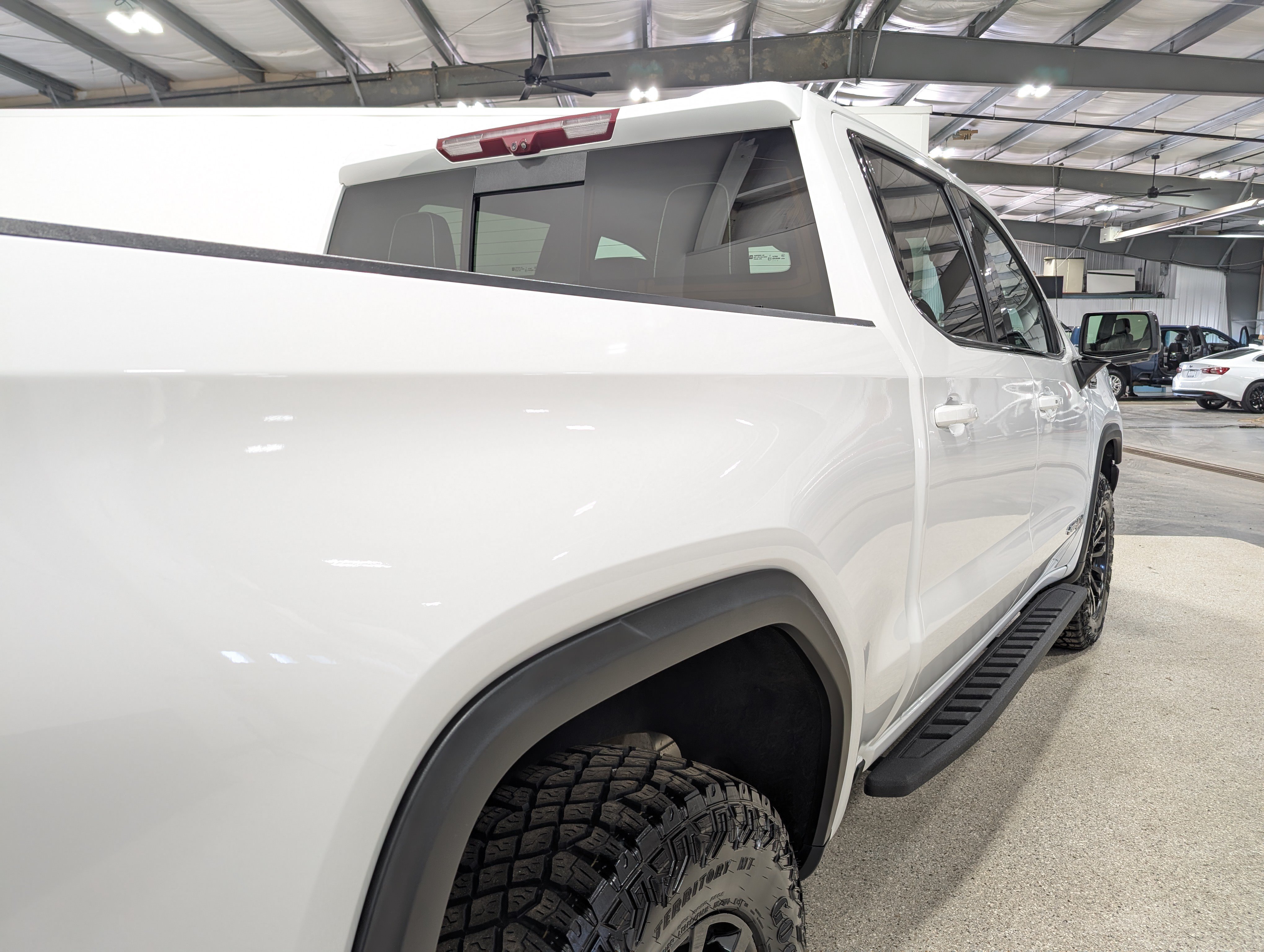 Used 2023 GMC Sierra 1500 AT4X AWD/4WD image 3