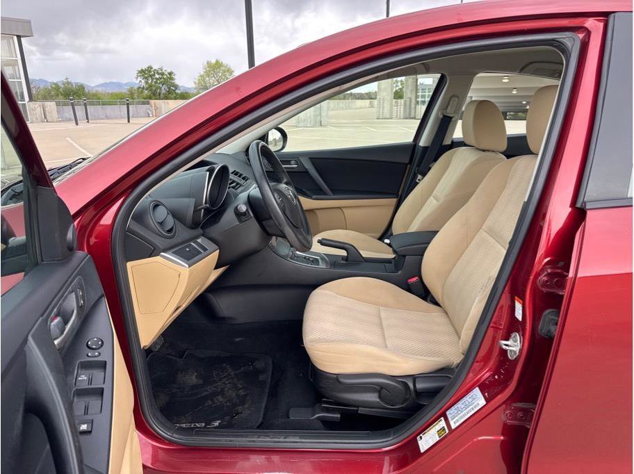 Used 2010 MAZDA MAZDA3 i Touring FWD image 10