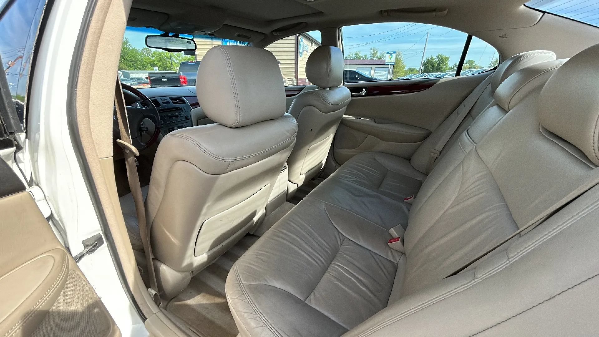 Used 2002 Lexus ES 330 FWD image 29