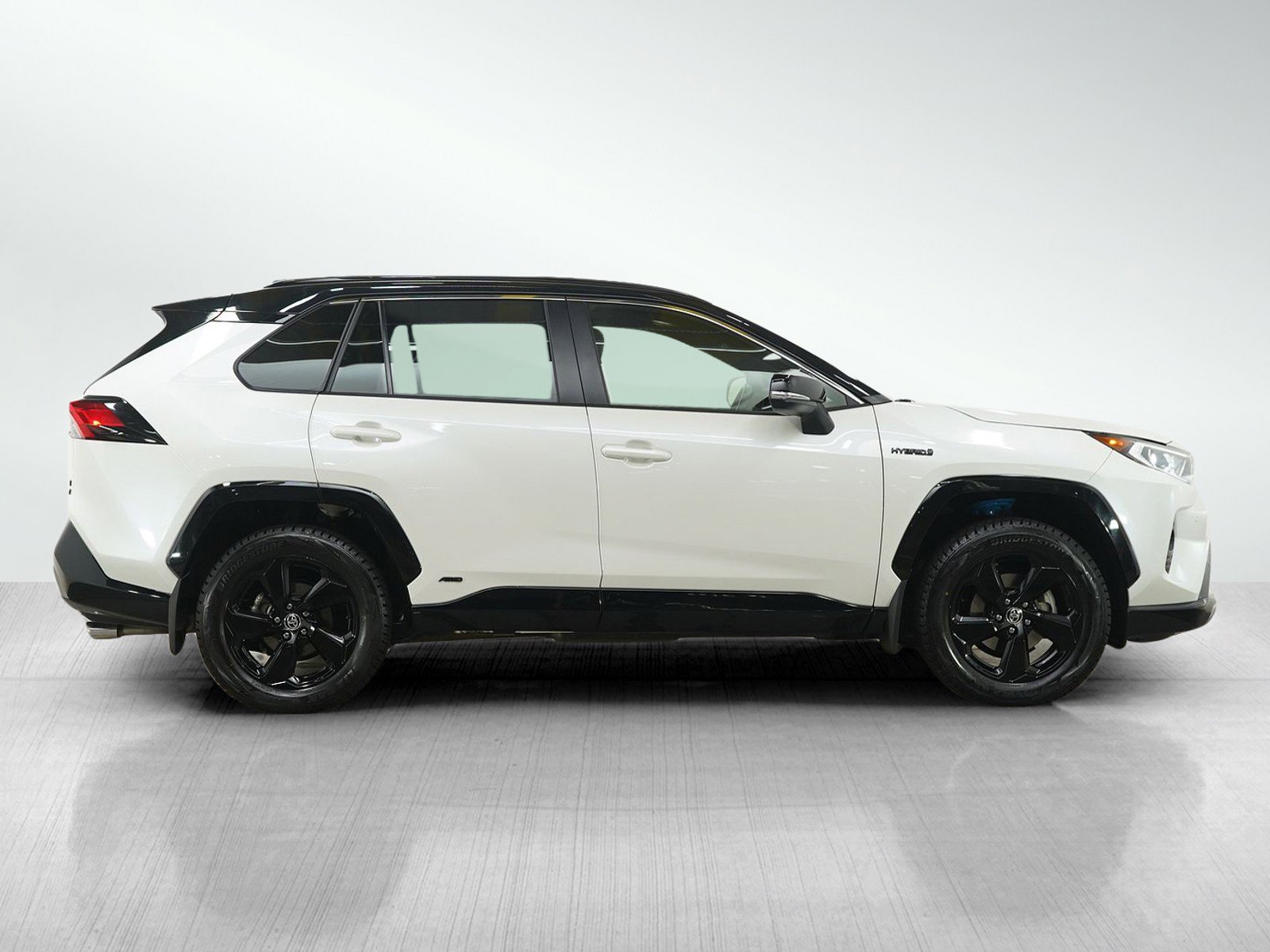 Used 2020 Toyota RAV4 XSE image 6