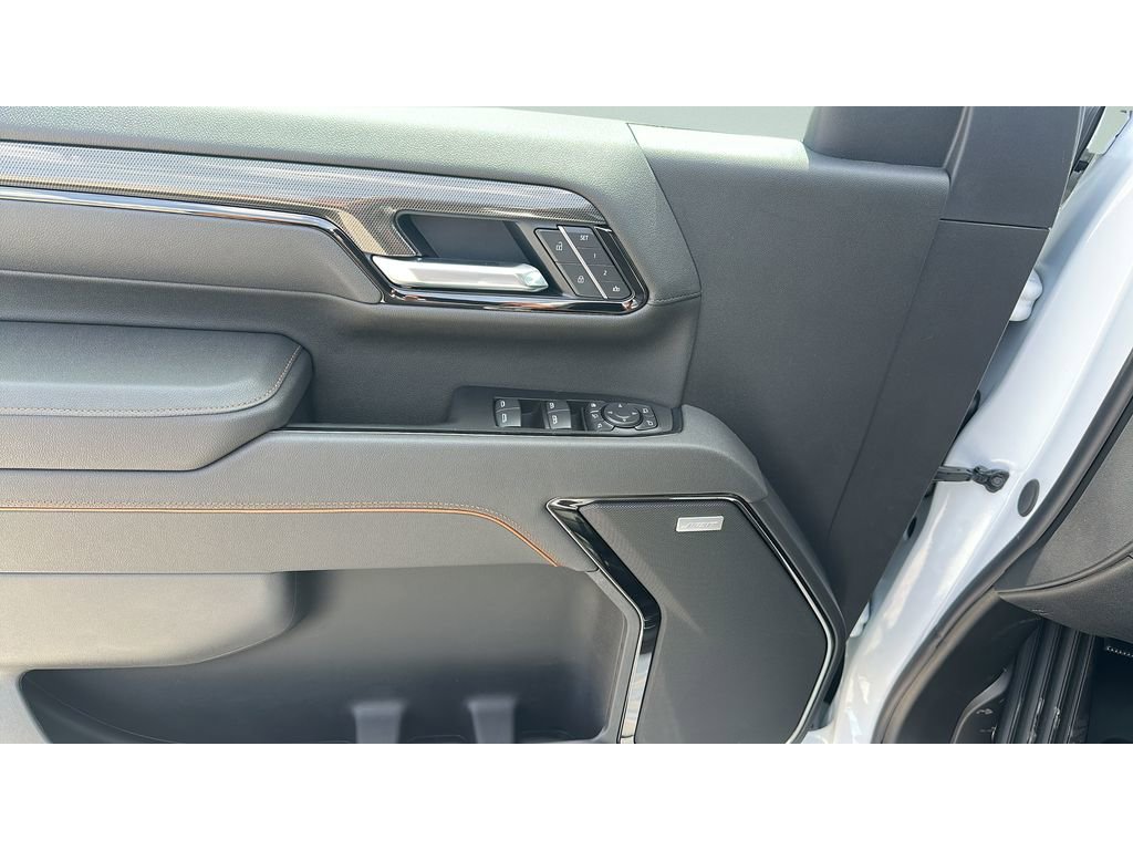New 2026 GMC Sierra 3500 AT4 w/ AT4 Premium Plus Package AWD/4WD image 11
