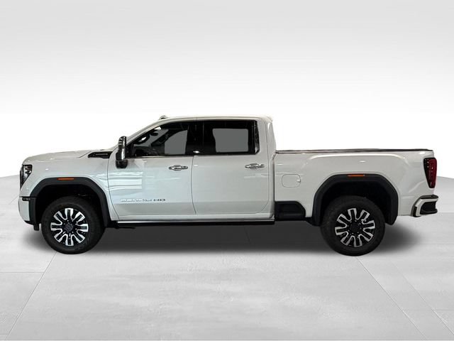 Used 2025 GMC Sierra 2500 Denali Ultimate w/ Max Trailering Package AWD/4WD image 4