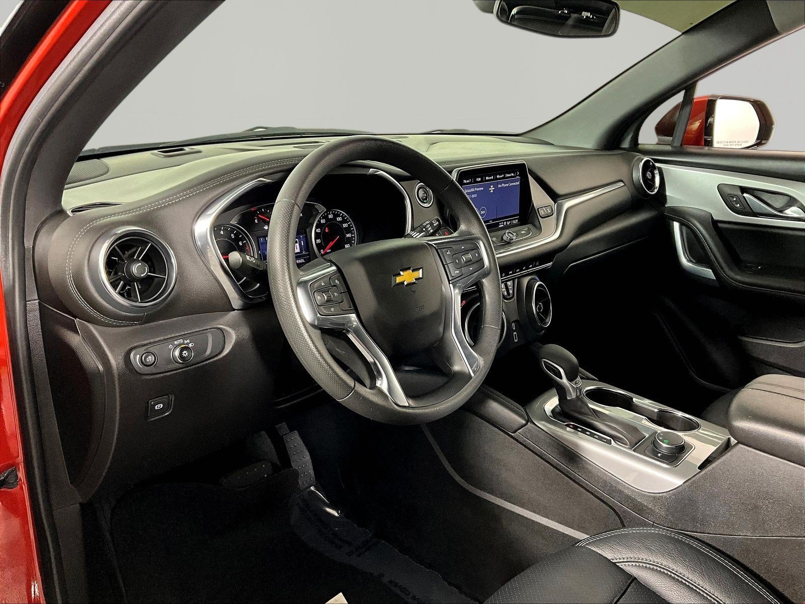 Used 2022 Chevrolet Blazer LT FWD image 17