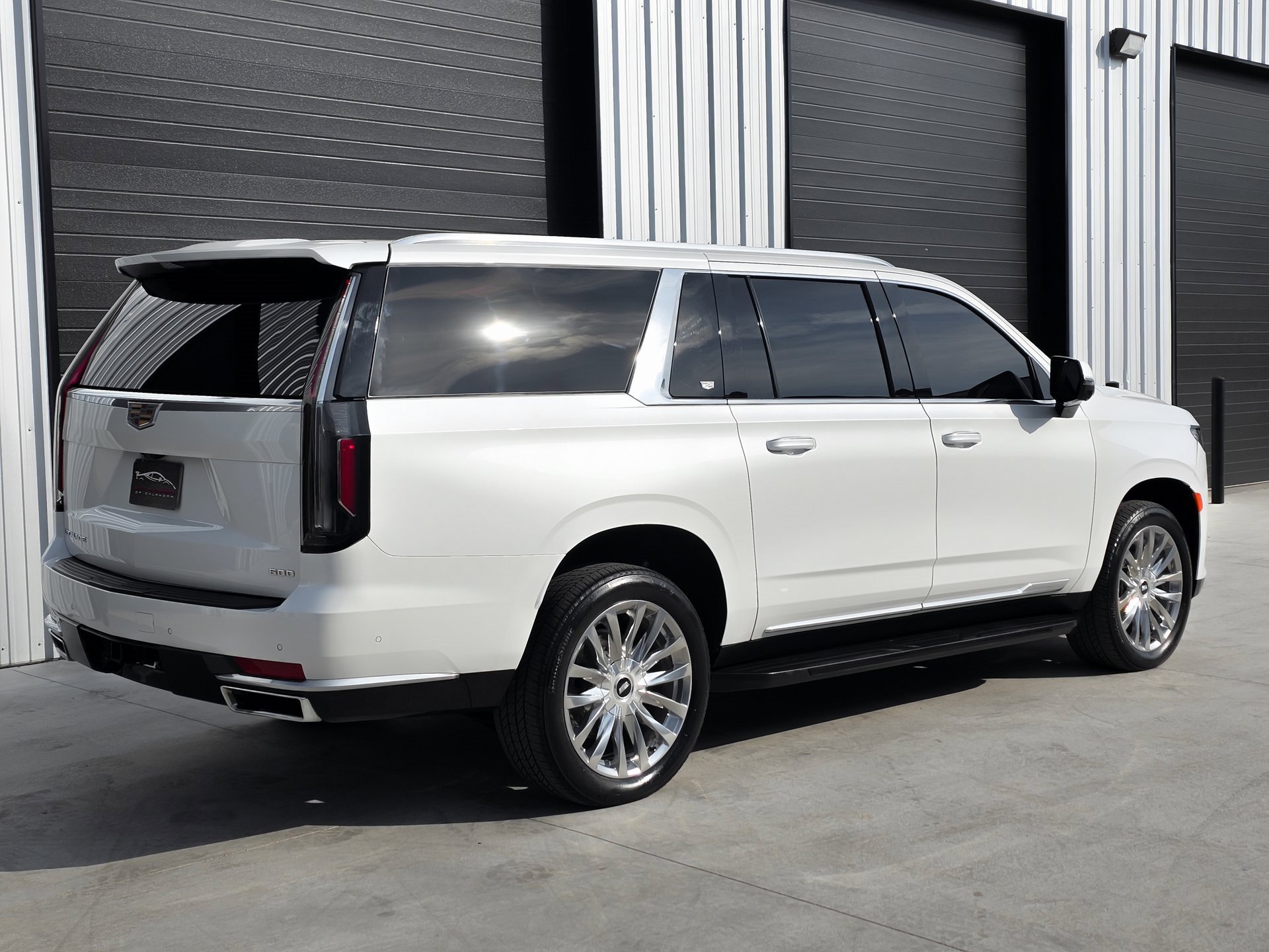 Used 2022 Cadillac Escalade ESV Premium Luxury w/ LPO, Floor Liner Package image 11
