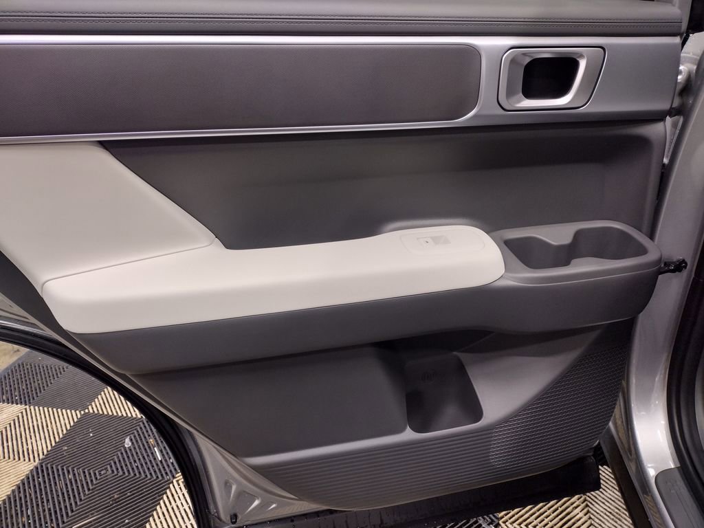 New 2026 Hyundai Santa Fe SE image 23