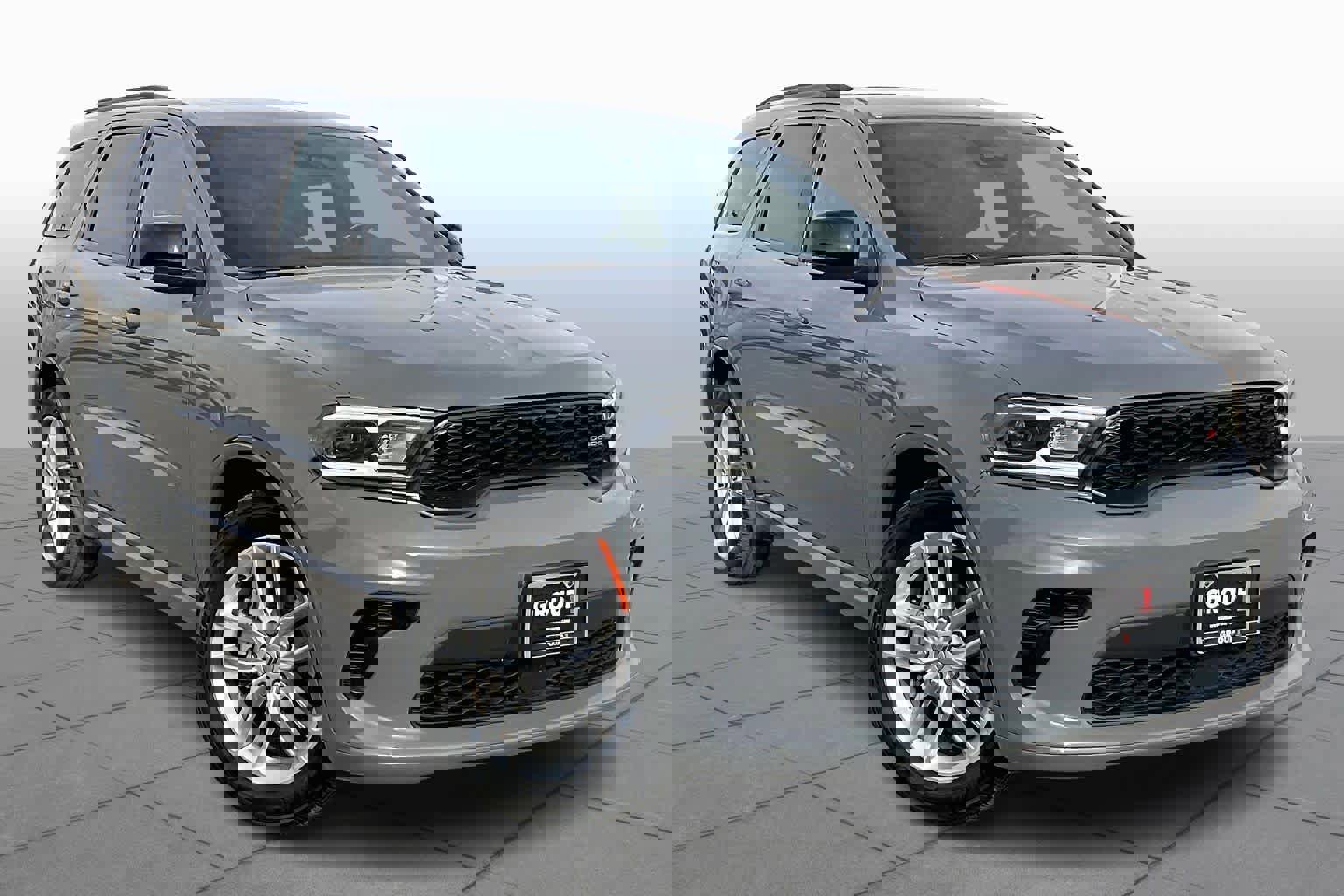 Used 2024 Dodge Durango GT image 3