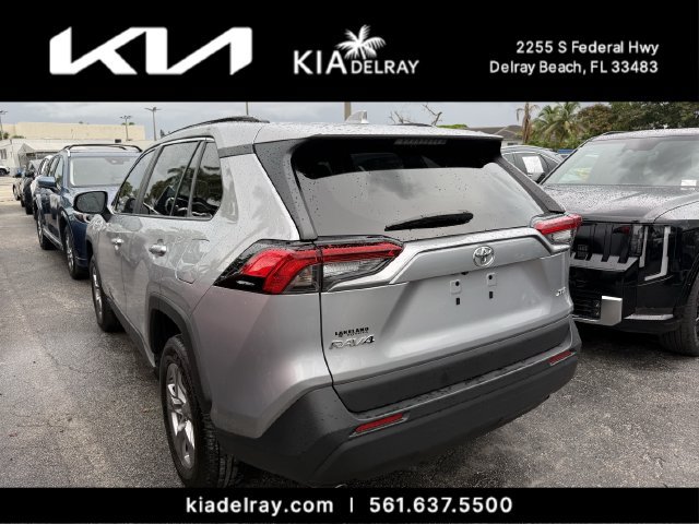 Used 2025 Toyota RAV4 XLE w/ Convenience Package FWD image 8