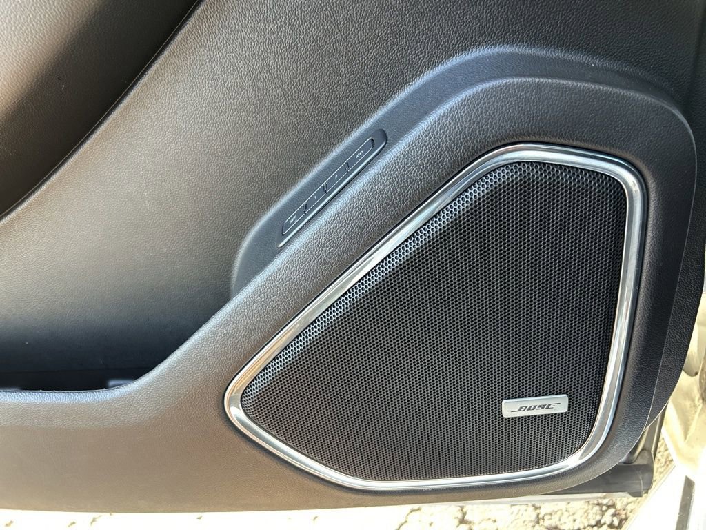 Used 2019 Chevrolet Suburban Premier image 19