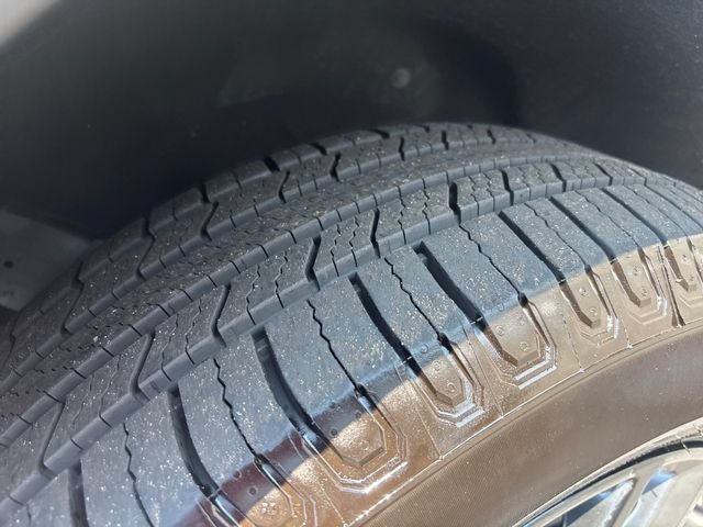 Used 2019 GMC Acadia SLT AWD/4WD image 10