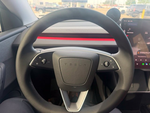 Used 2026 Tesla Model Y Long Range RWD image 14