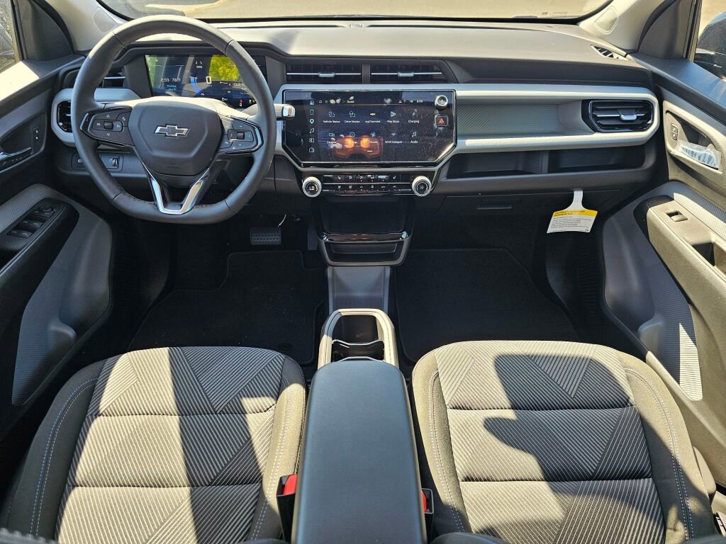 New 2027 Chevrolet Bolt LT w/ Comfort Package FWD image 9