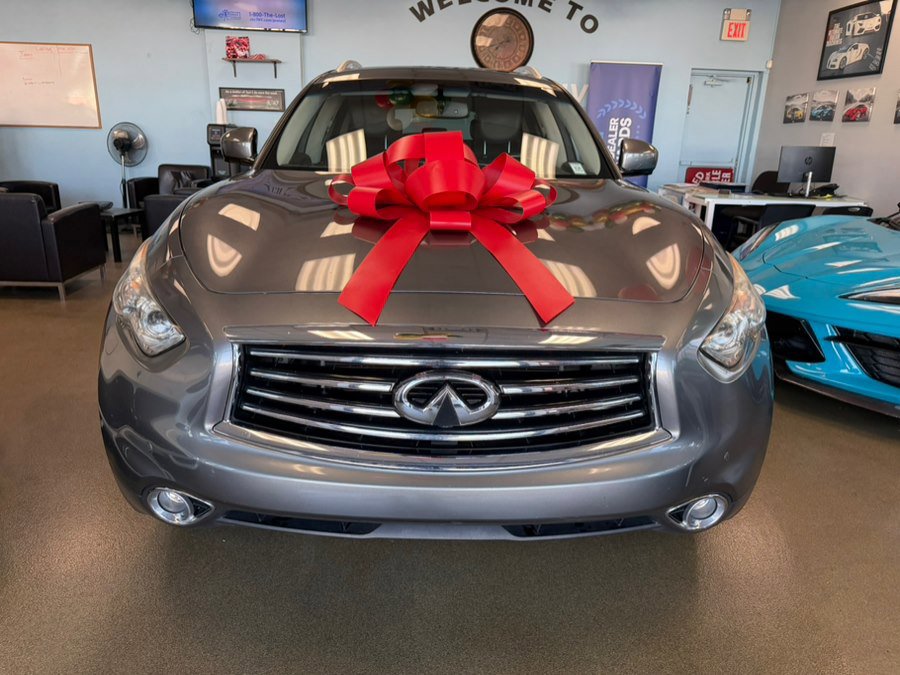 Used 2016 INFINITI QX70 2WD w/ Premium Package image 4