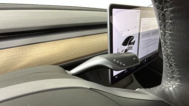 Used 2021 Tesla Model 3 Standard Range Plus RWD image 18