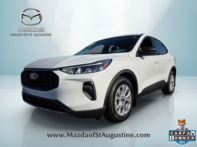 Used 2023 Ford Escape Active w/ Tech Pack #1 FWD image 1