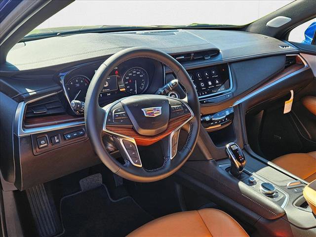New 2025 Cadillac XT5 Premium Luxury w/ Technology Package image 3