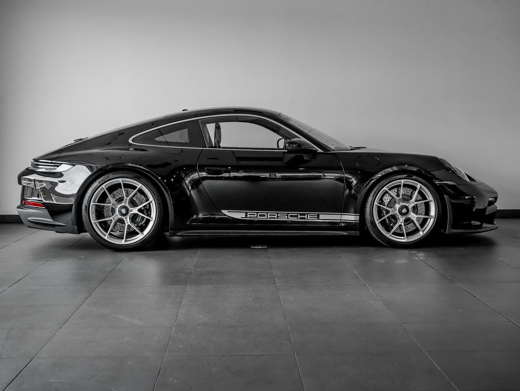 Certified 2022 Porsche 911 GT3 image 8