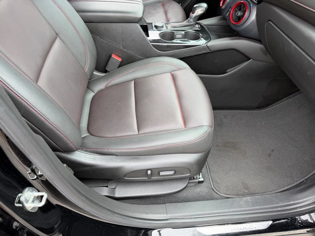 Used 2021 Chevrolet Blazer RS w/ Enhanced Convenience Package FWD image 20