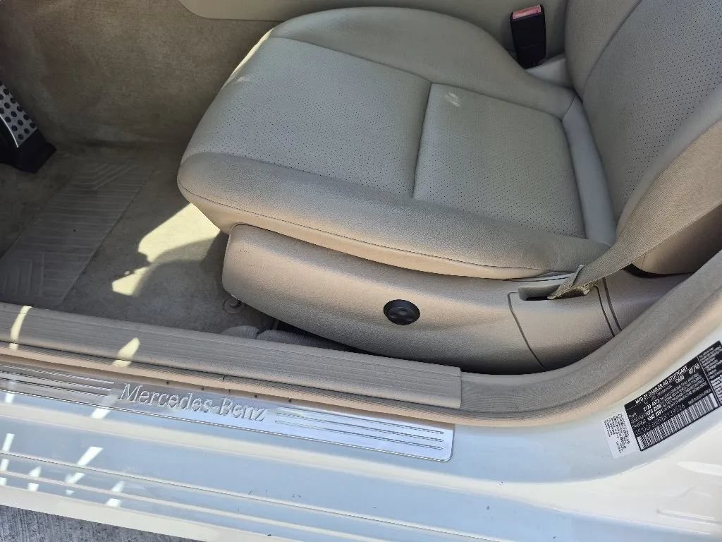 Used 2011 Mercedes-Benz C 300 4MATIC Sedan w/ Multimedia Pkg image 14