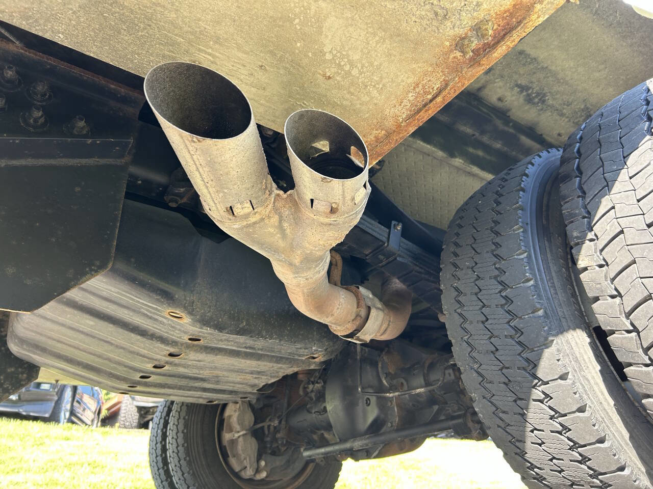 Used 2017 Ford F550 4x4 Regular Cab Super Duty image 76