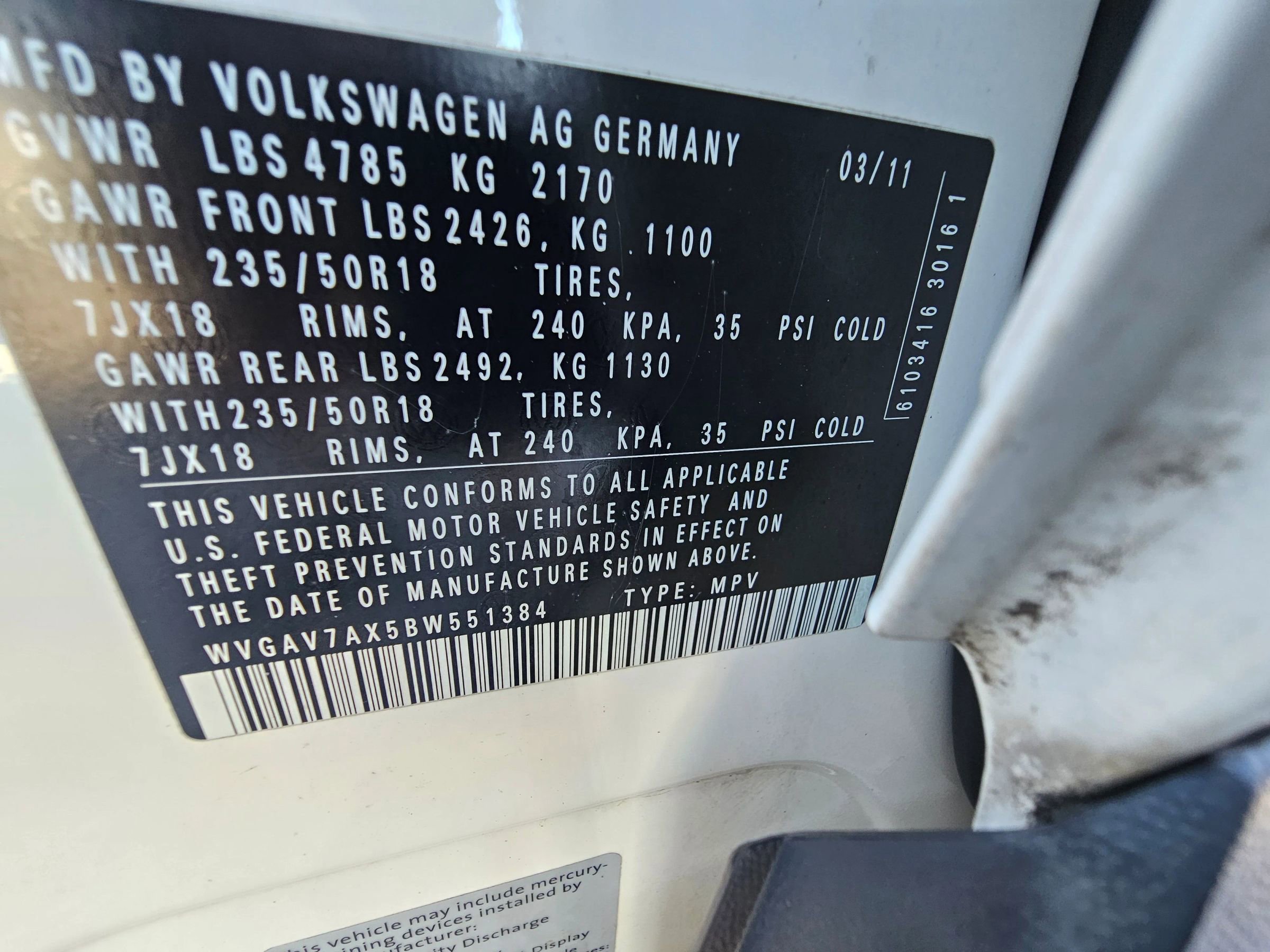 Used 2011 Volkswagen Tiguan SEL image 25