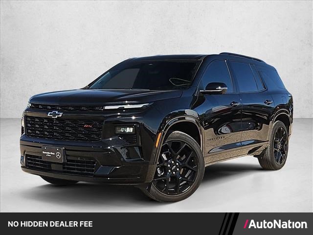 Used 2025 Chevrolet Traverse RS FWD image 1